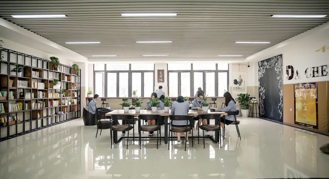 杨家坪中学2025-2026学年教师招聘