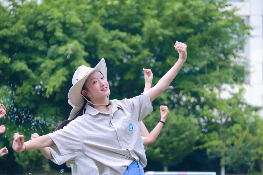 成都石室中学初中学校储备教师公告