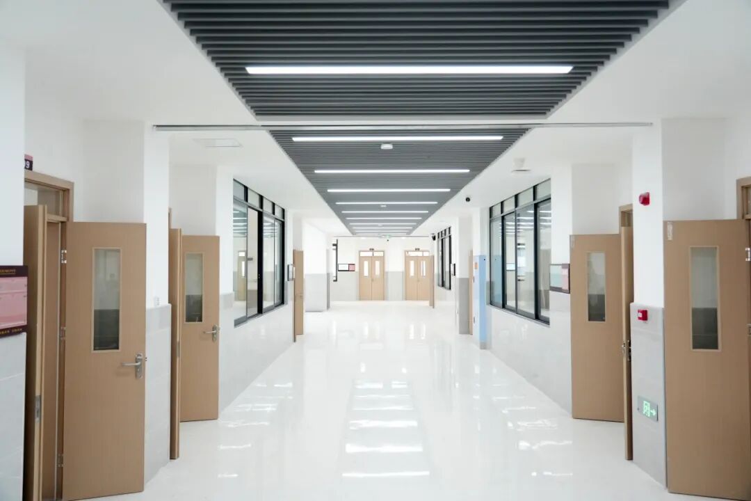 杨家坪中学2025-2026学年教师招聘