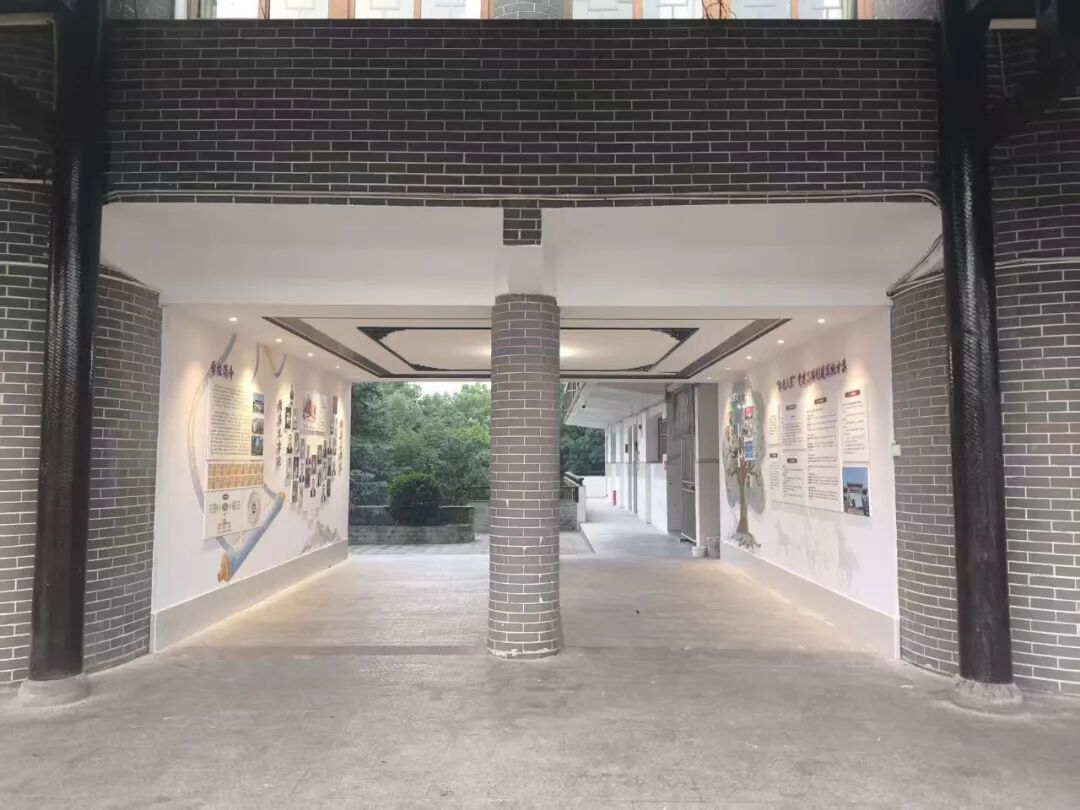 重庆科学城走马中学校英语顶岗教师招聘公告